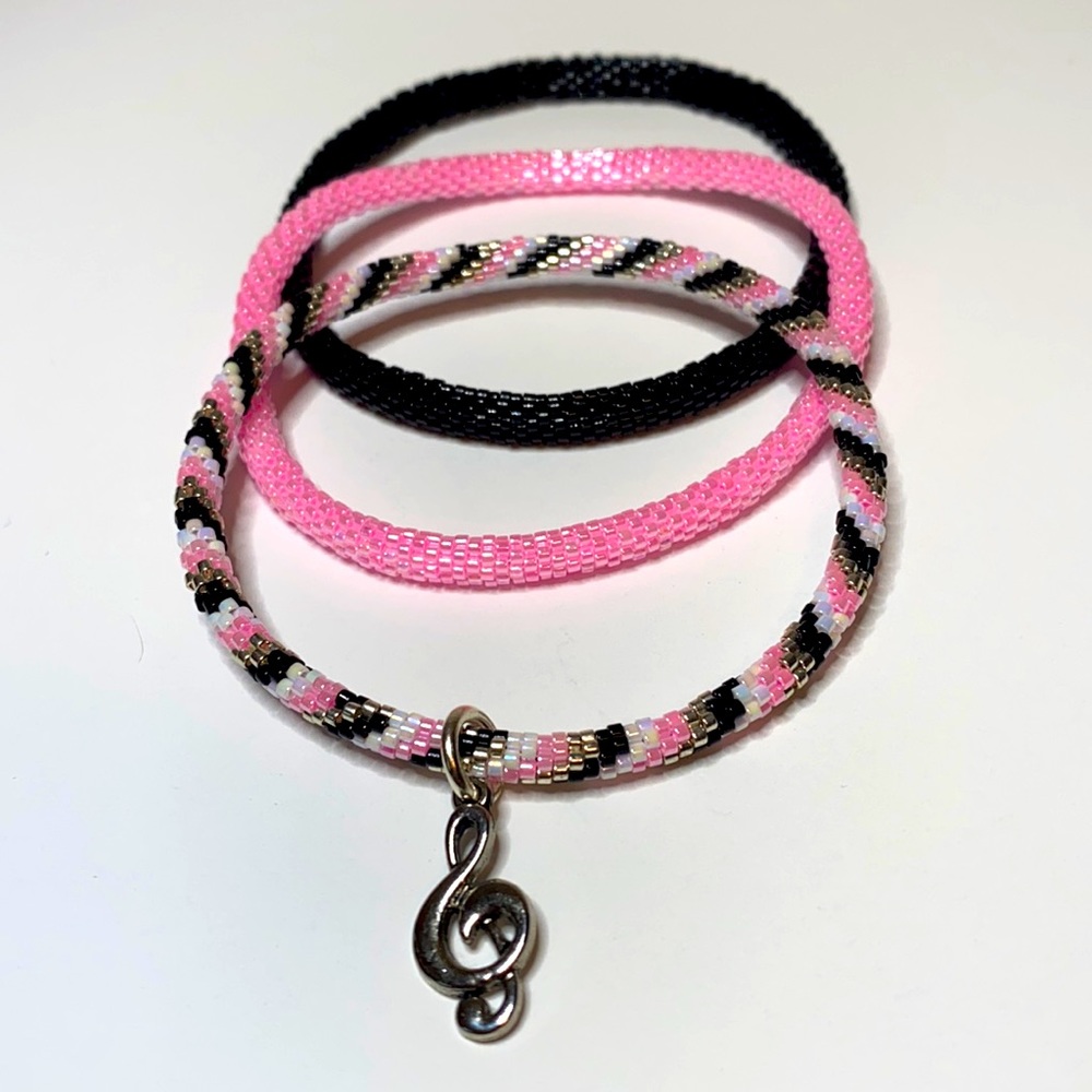 NEW!!!   Set of 3 Bangles by Jewelry From the Heart